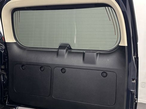 Used 2021 Lexus GX 460 Premium image 34