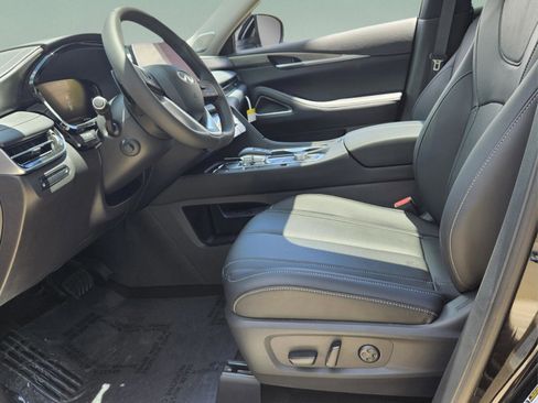 Used 2025 INFINITI QX60 Luxe image 9