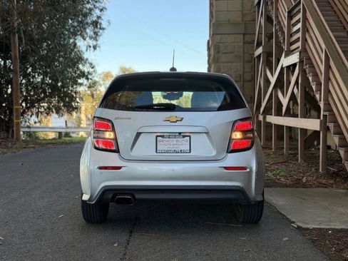 Used 2020 Chevrolet Sonic LT FWD image 27