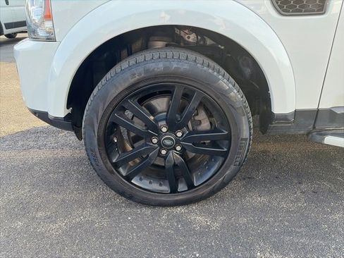 Used 2016 Land Rover LR4 HSE Silver Edition image 14