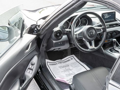 Used 2021 MAZDA MX-5 Miata Sport w/ Weather Package image 10