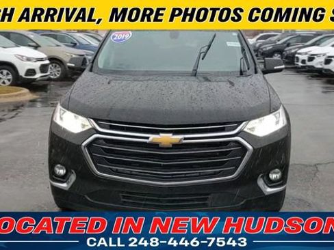 Used 2019 Chevrolet Traverse LT w/ LPO, Floor Liner Package AWD/4WD image 3