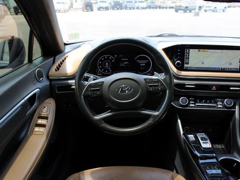 Used 2020 Hyundai Sonata Limited FWD image 9