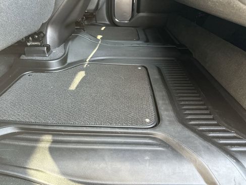 Used 2024 GMC Sierra 1500 AT4X image 36