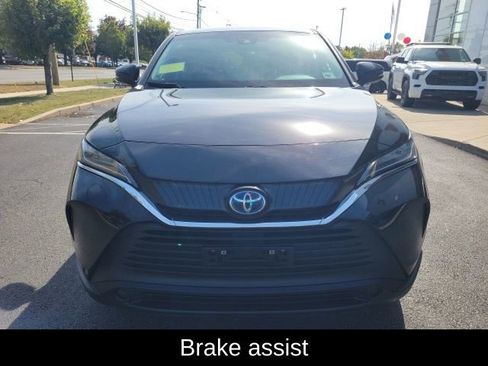 Certified 2021 Toyota Venza LE image 11