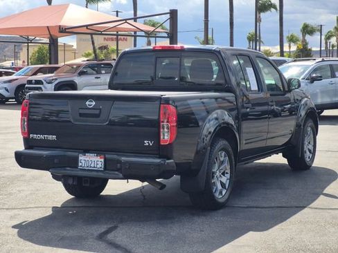 Used 2021 Nissan Frontier SV RWD image 5