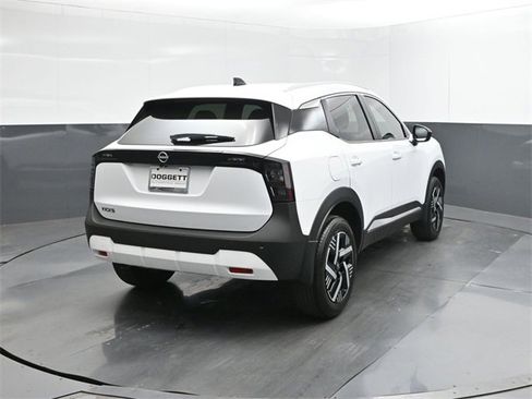New 2026 Nissan Kicks SV image 11