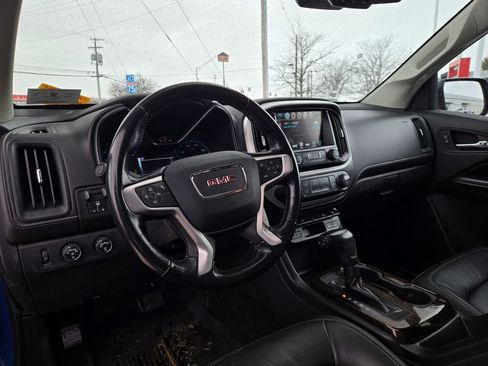 Used 2018 GMC Canyon SLT w/ Driver Alert Package image 12