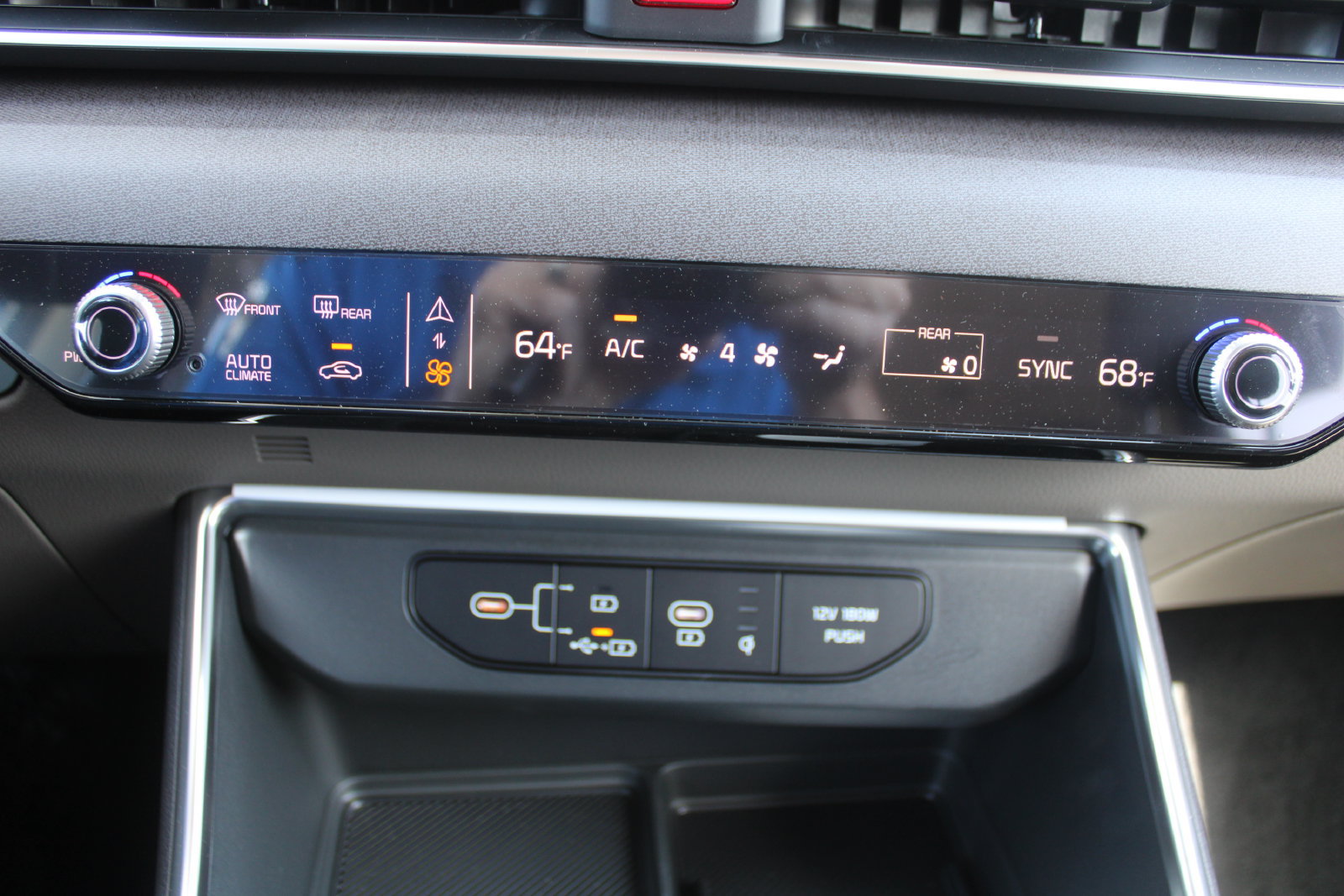 New 2026 Kia Carnival EX FWD image 46