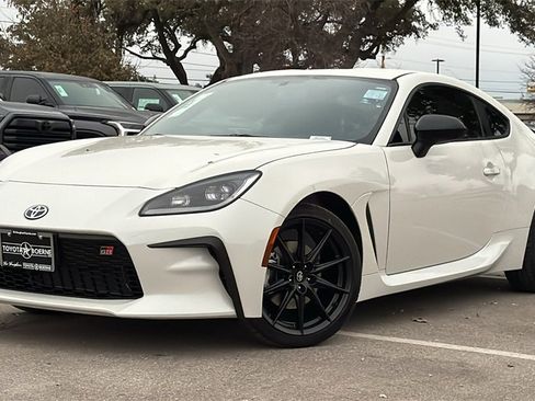 New 2026 Toyota GR86 Premium image 34