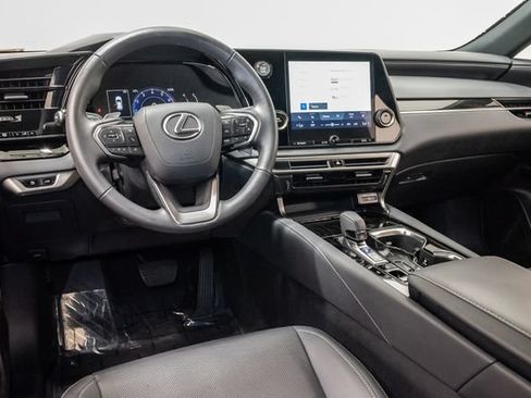 Used 2024 Lexus RX 350 FWD w/ Technology Package image 6
