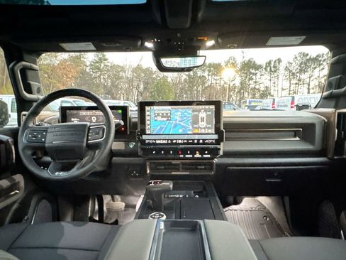 Used 2024 GMC Hummer EV 3X w/ Extreme Off-Road Package AWD/4WD image 30