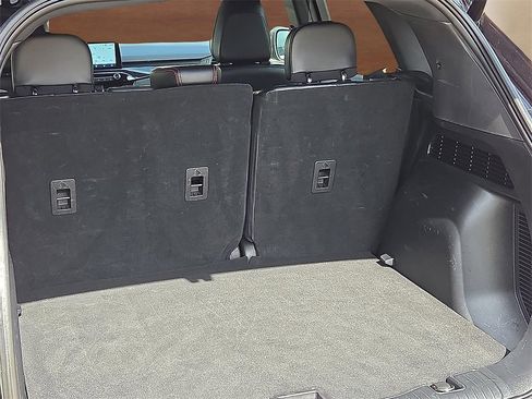 Used 2023 Ford Escape ST-Line image 8