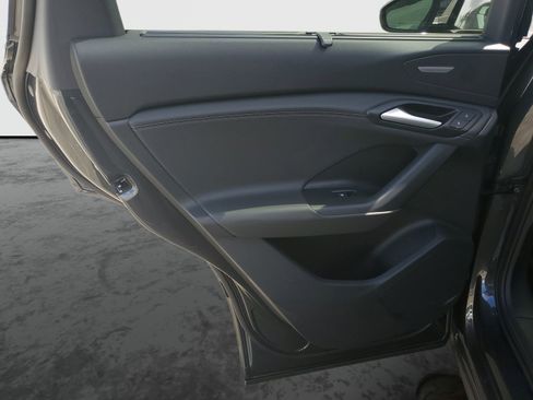 New 2025 Audi Q6 e-tron Premium Plus image 17