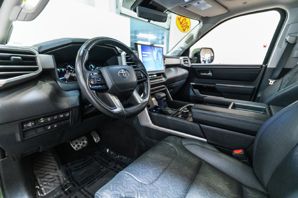 Used 2022 Toyota Tundra Limited w/ TRD Off-Road Package AWD/4WD image 4