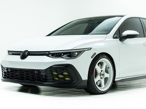 Used 2022 Volkswagen GTI SE image 11