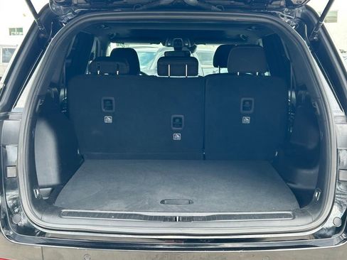 Used 2024 Jeep Grand Cherokee Laredo X image 15