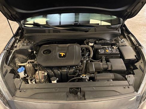 Used 2022 Kia Forte LXS image 15