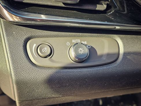 New 2026 Buick Envista Sport Touring w/ Studio Series image 14