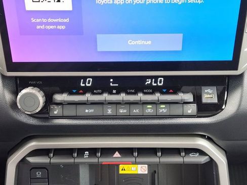 New 2026 Toyota Tundra SR5 AWD/4WD image 18