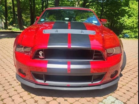 Used 2014 Ford Mustang Shelby GT500 w/ Equipment Group 821A RWD image 4