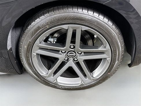 Certified 2025 Nissan Z Sport w/ Floor Mat Package image 30