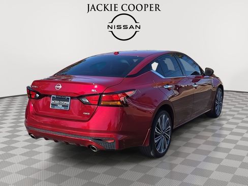 Used 2024 Nissan Altima 2.5 SL image 5