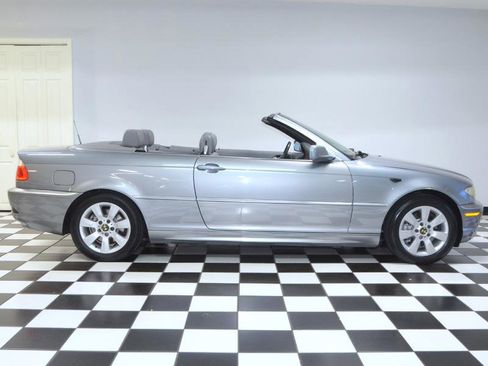 Used 2006 BMW 325Ci Convertible image 11