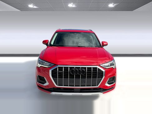 Used 2019 Audi Q3 2.0T Premium Plus AWD/4WD image 6