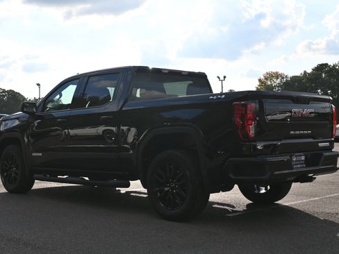 Used 2024 GMC Sierra 1500 Elevation image 8