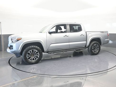 Used 2023 Toyota Tacoma 2WD Double Cab image 2