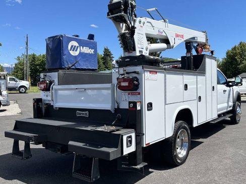 Used 2025 Ford F550 4x4 Crew Cab Super Duty image 5