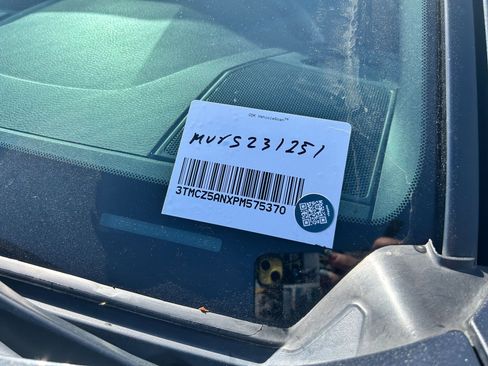 Used 2023 Toyota Tacoma TRD Off-Road image 31