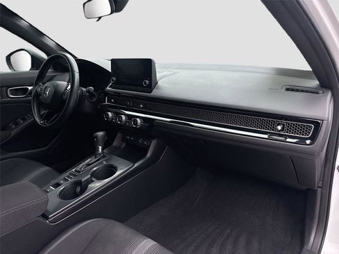 Used 2023 Honda Civic Sport image 30