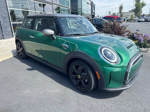 Used 2024 MINI Cooper SE FWD image 8