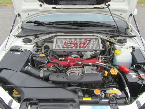 Used 2005 Subaru Impreza WRX STI image 25