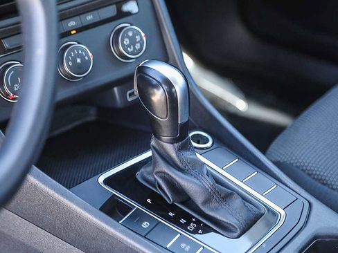 Used 2019 Volkswagen Jetta S w/ Driver Assistance Package image 20