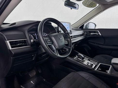 Used 2022 Mitsubishi Outlander SE AWD/4WD image 12