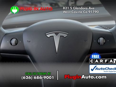 Used 2023 Tesla Model 3 Standard Range image 18
