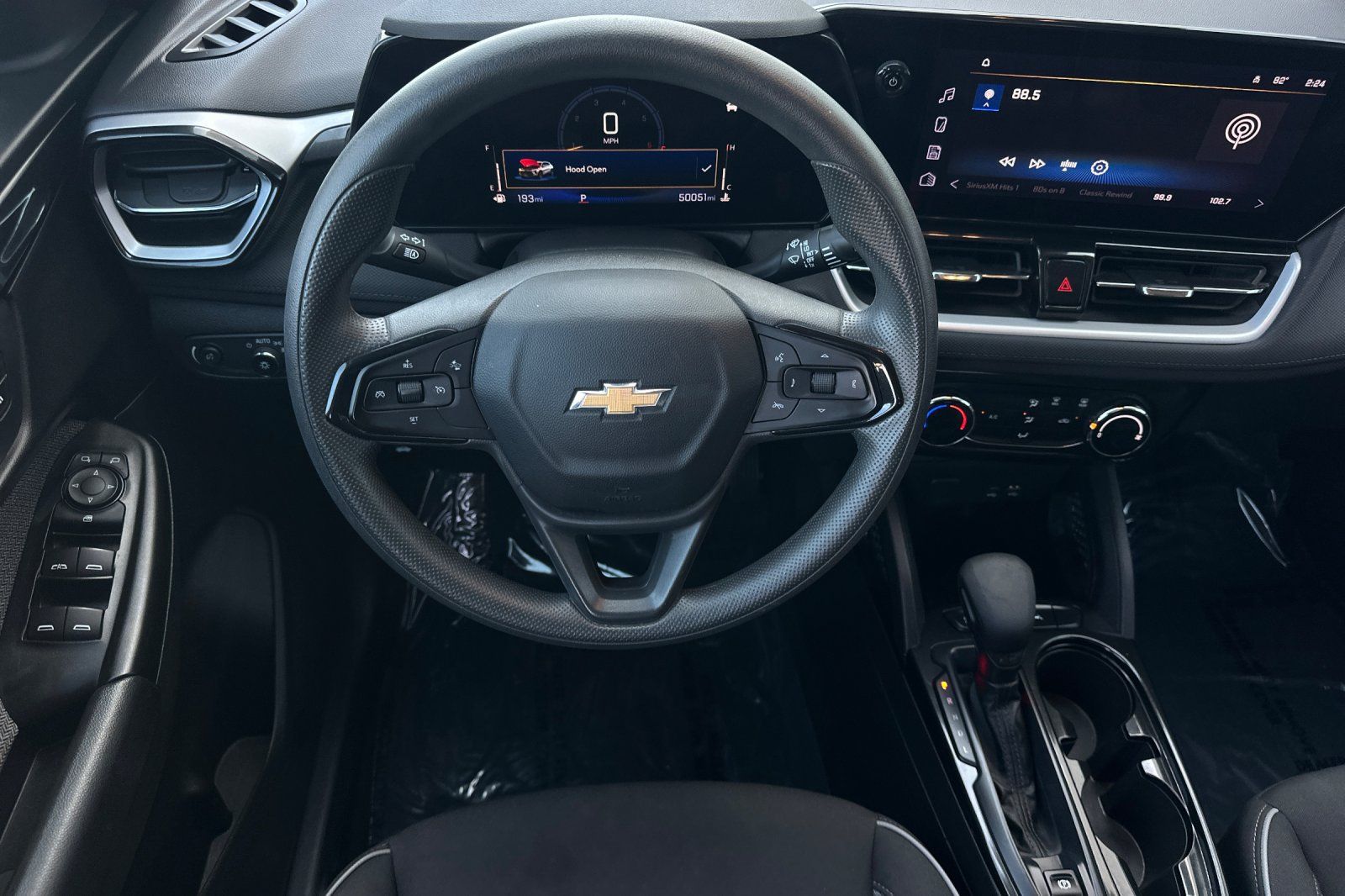 Used 2024 Chevrolet TrailBlazer LT FWD image 16