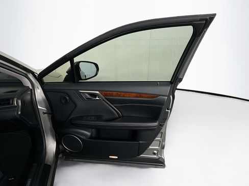 Used 2018 Lexus RX 350L image 33