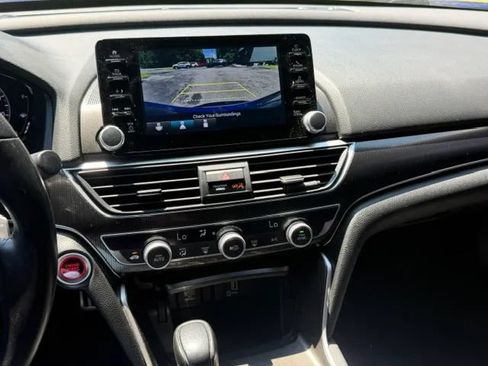 Used 2020 Honda Accord Sport image 4