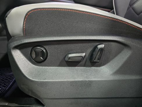 Certified 2024 Volkswagen Atlas Peak Edition SE image 13