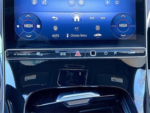 Certified 2025 Mercedes-Benz C 300 4MATIC Sedan image 18