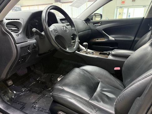 Used 2009 Lexus IS 250 AWD image 19
