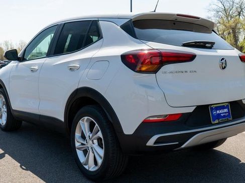 Used 2023 Buick Encore GX Preferred w/ Cold Weather Comfort Package FWD image 8