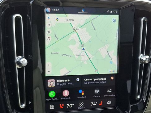 Certified 2023 Volvo XC40 B5 Plus w/ Protection Package Premier image 18