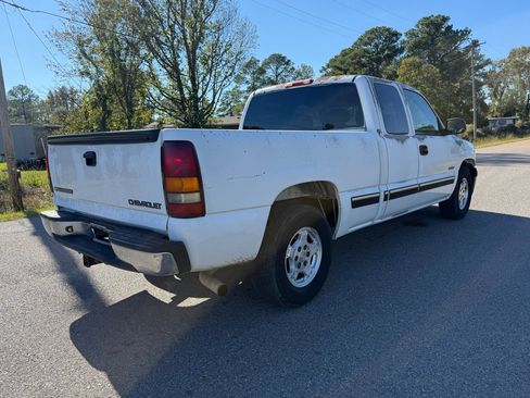 Used 2002 Chevrolet Silverado 1500 LS w/ Electrical Convenience Pkg image 3