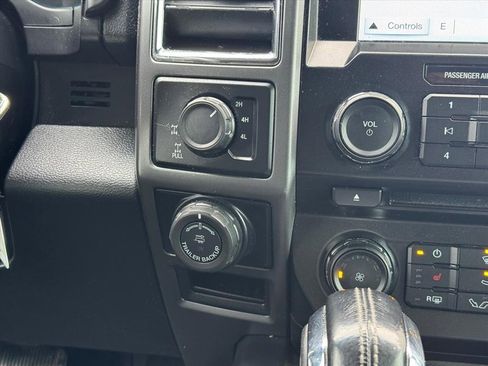 Used 2016 Ford F150 XLT w/ Equipment Group 302A Luxury image 18