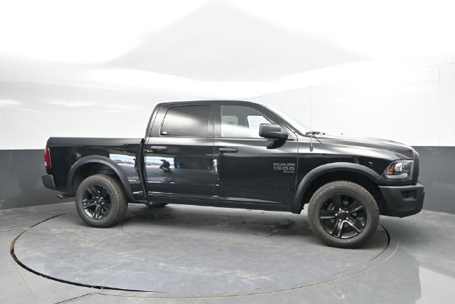 Used 2024 RAM 1500 Warlock AWD/4WD image 4